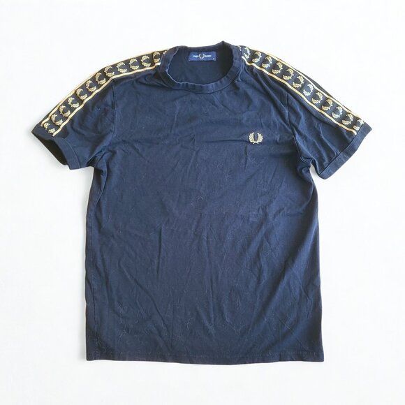 Mens Fred Perry Black Gold Taped Ringer Medium - Picture 2 of 4